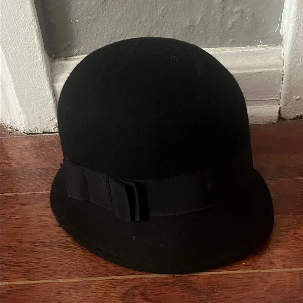 H&M Black Felt Hat with Bow